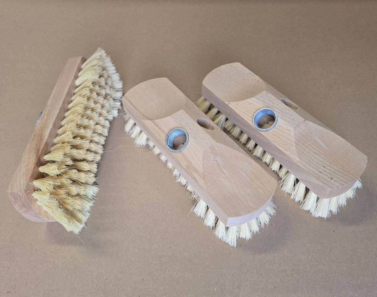 3 Schrubber mit Bart und Gewinde (B-Ware)