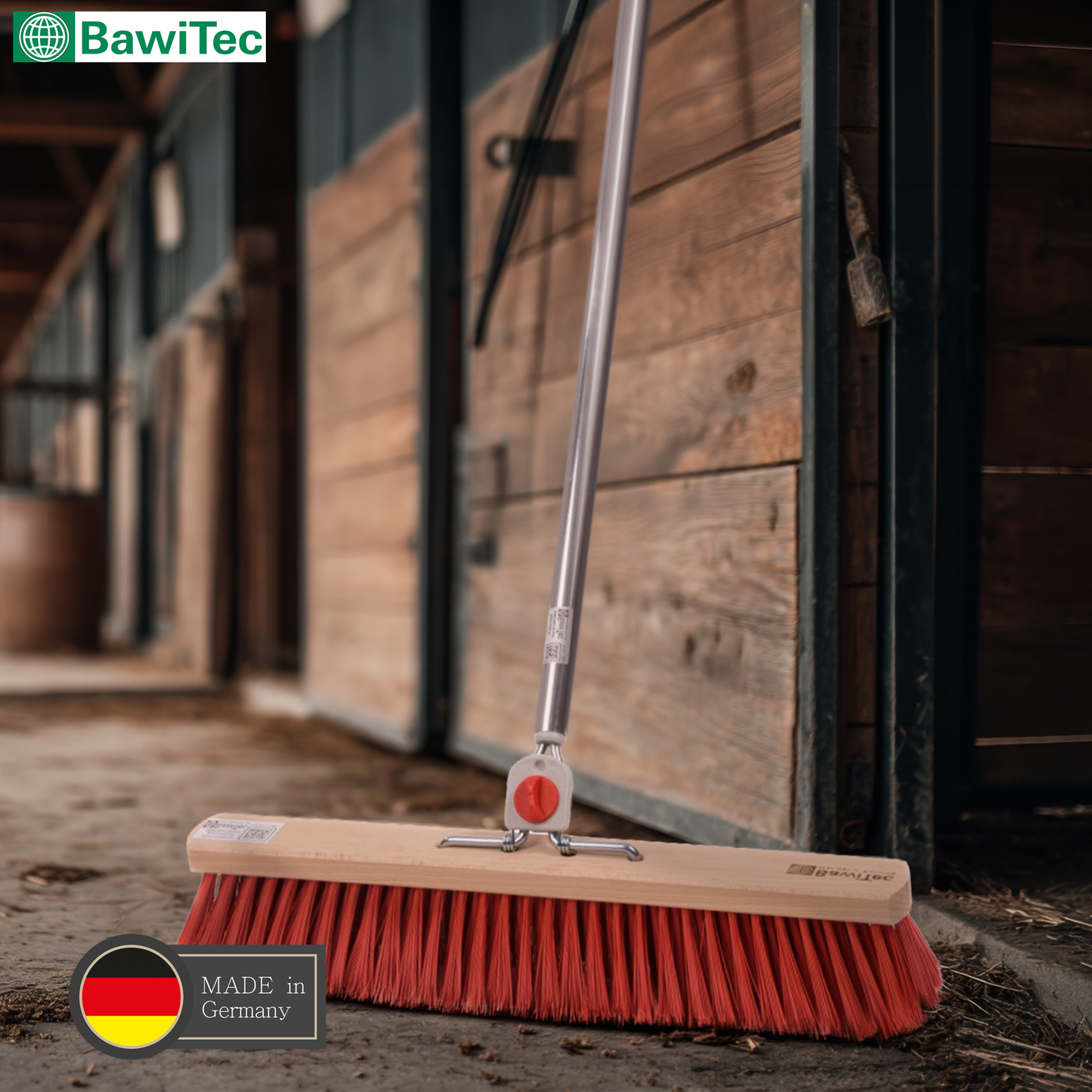 Professioneller Straßenbesen Elaston-Kunststoff-Borsten rot mit 4-Loch-Wechselsystem und Aluminiumstiel Länge 145cm