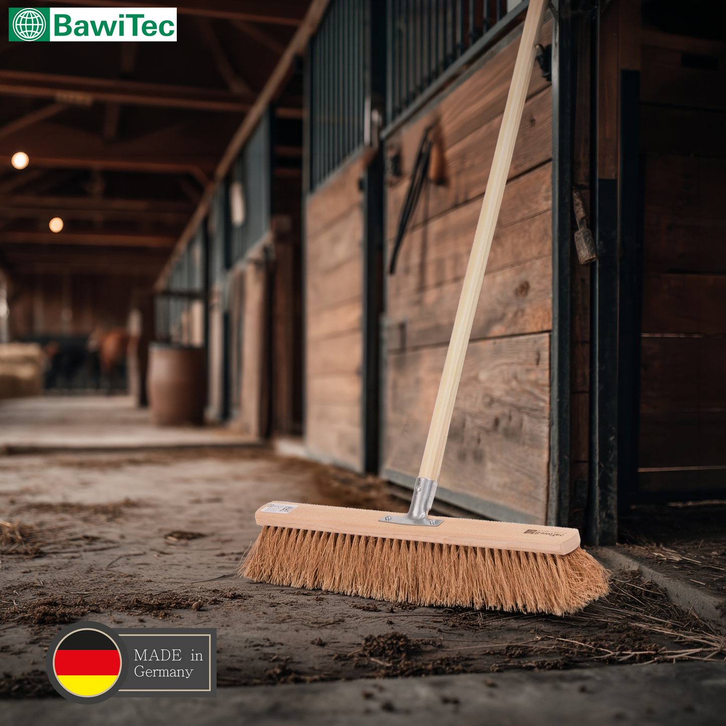 Coconut broom sweeping broom with sturdy wooden handle, robust plant fiber hall broom with broom handle