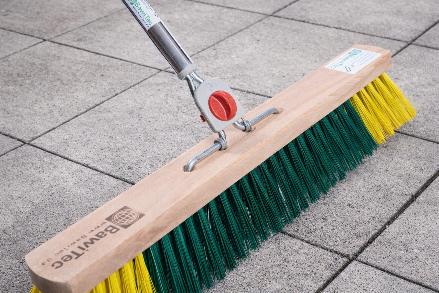 BawiBlitz-Besen Kehrbesen mit 4-Loch Wechselsystem Aluminiumstiel Besen mit Stiel