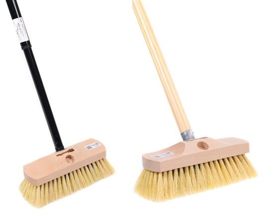 All-purpose scrubber 25cm wide with extra long natural fiber bristles with handle universal brush