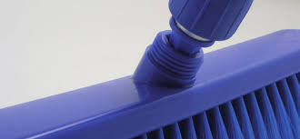 Profi Hygiene-Wasserschieber Wasserabzieher (einteilig) mit Stiel Aluminiumstiel nach HACCP weiß oder blau